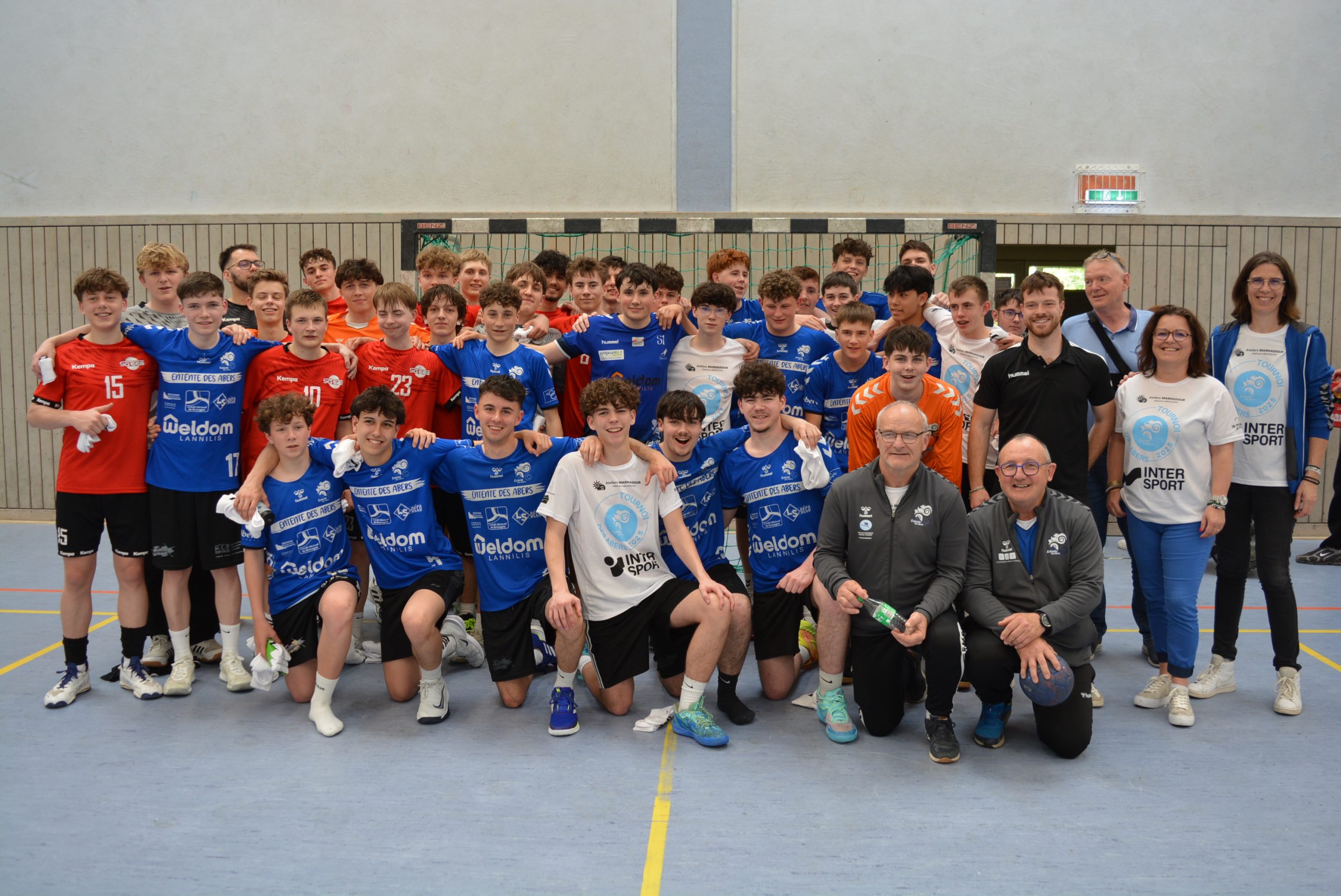 Erfolgreicher Verlauf und Abschluss der Handballbegegnung zwischen Entente des Abers Lannilis und dem TV Edingen